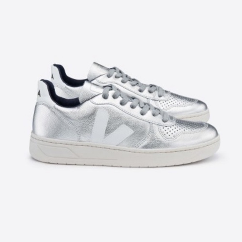 veja • silver sneakers